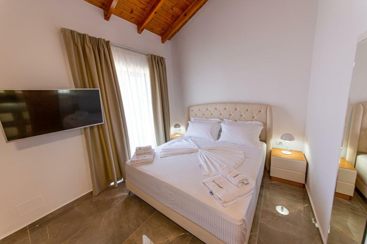 Santa Oliva Suites Ksamil Kültér fotó