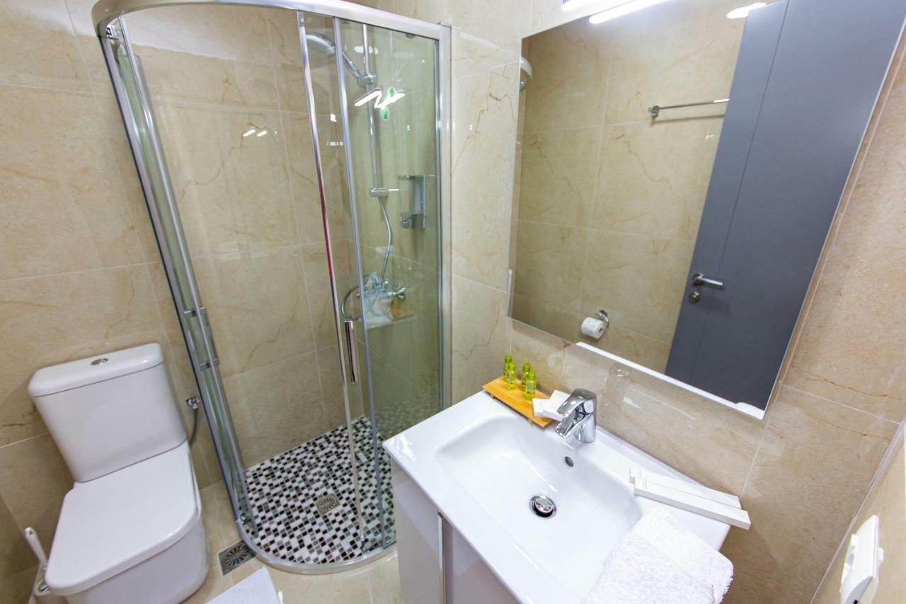 Santa Oliva Suites Ksamil Szoba fotó