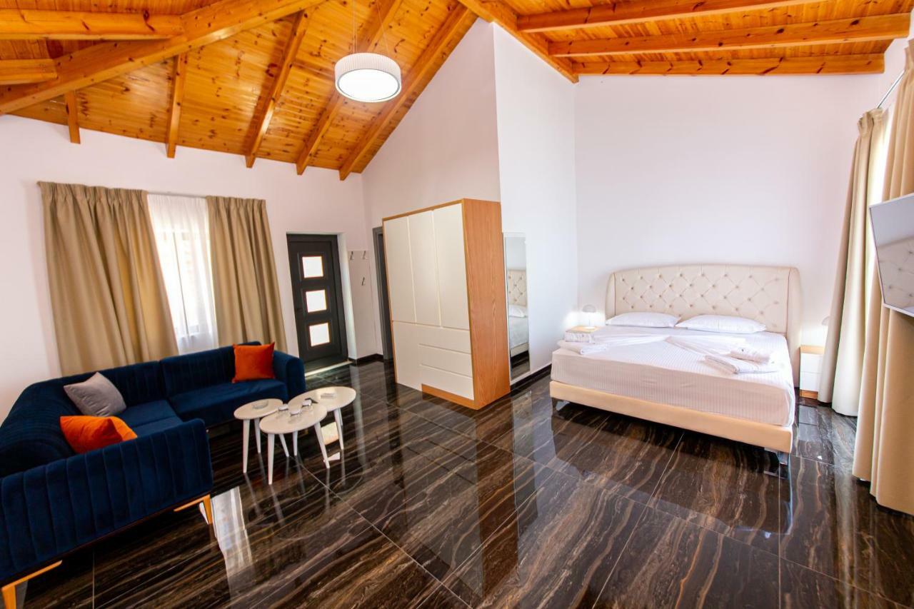 Santa Oliva Suites Ksamil Kültér fotó