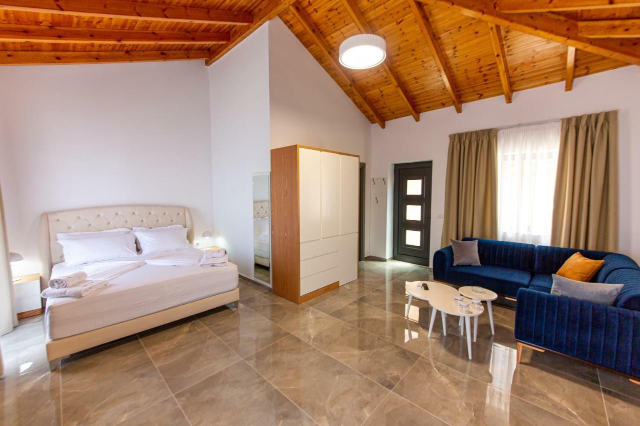 Santa Oliva Suites Ksamil Kültér fotó