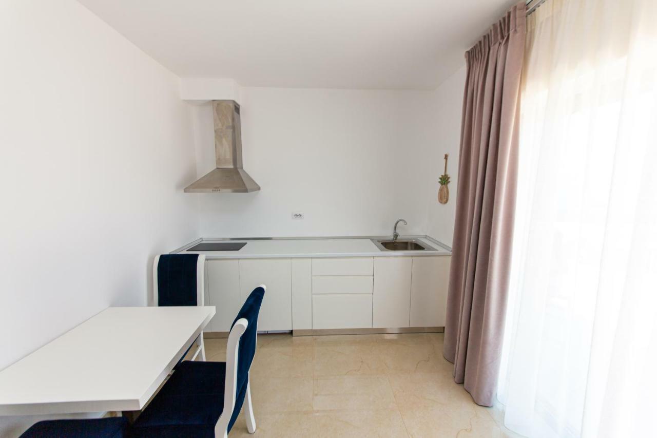 Santa Oliva Suites Ksamil Kültér fotó