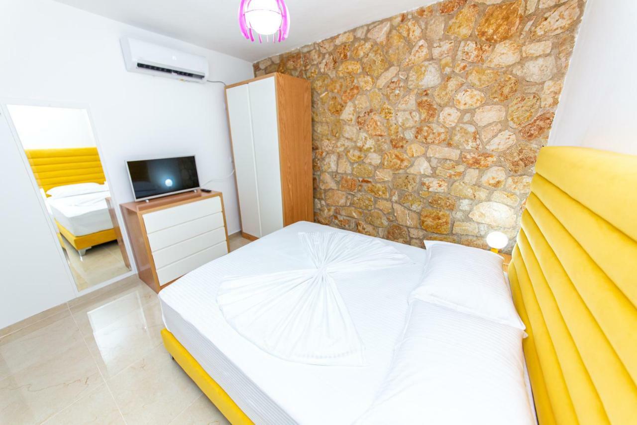 Santa Oliva Suites Ksamil Kültér fotó