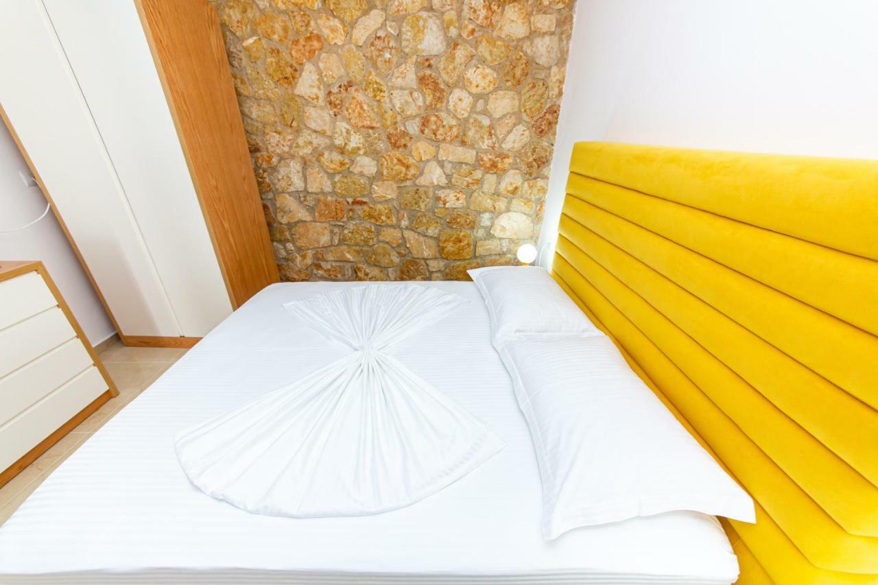 Santa Oliva Suites Ksamil Kültér fotó